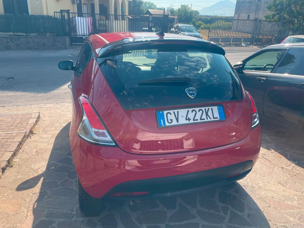 Lancia Ypsilon 1.0 FireFly 5 porte S&S Hybrid Gold