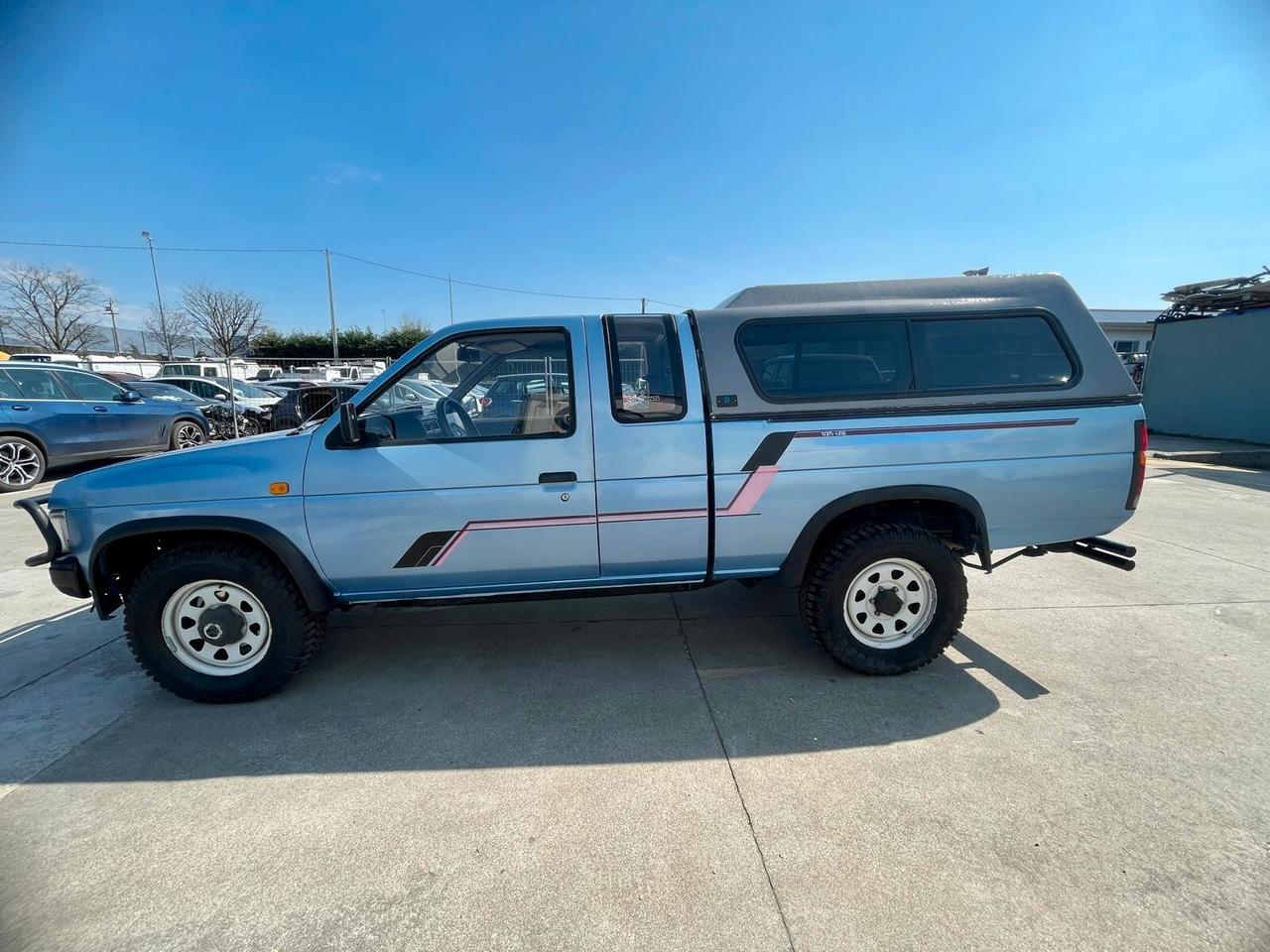 NISSAN KING CAB 2.5 - PICK UP 4 X 4