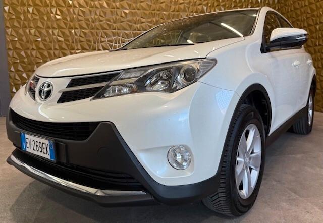 Toyota RAV 4 RAV4 2.0 D-4D 2WD Active