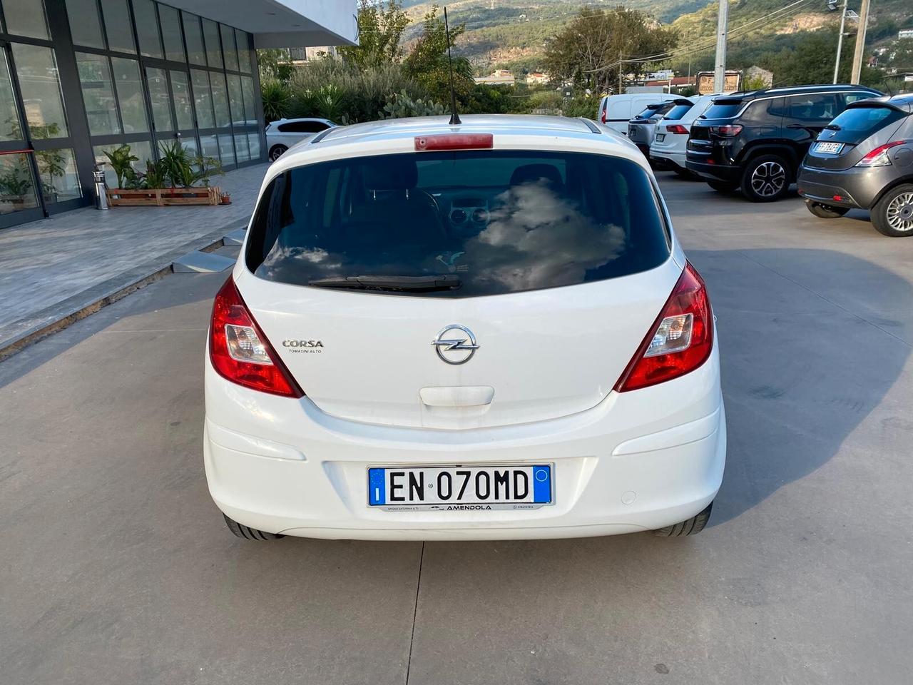 Opel Corsa 1.2 5 porte Elective