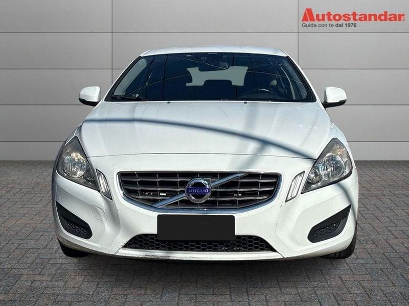 Volvo V60 (2010-2018) D3 Geartronic Momentum