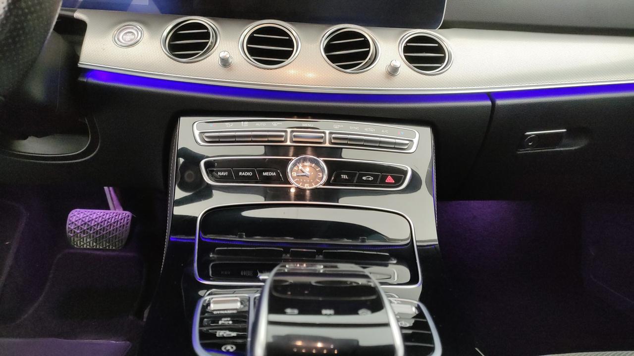 Mercedes-Benz E 220 d Business Sport 4matic auto