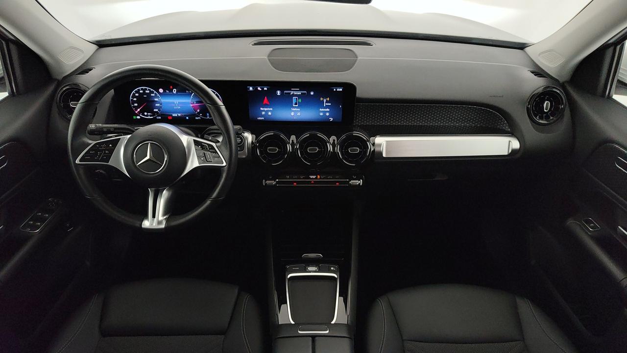 Mercedes-Benz GLB 180 d Advanced auto