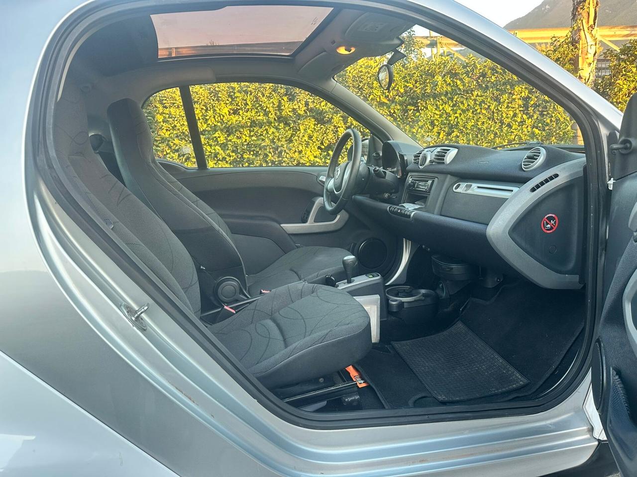 Smart ForTwo 1000 52 kW MHD Urbanrunner 2015 TETTO PANORAMICO