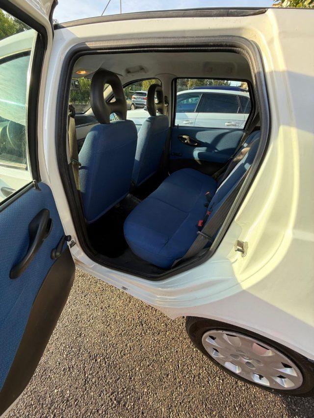 FIAT Punto 1.2i cat 5 porte EL