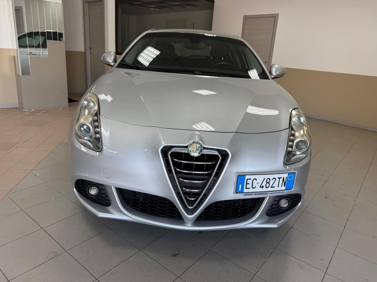 Alfa Romeo Giulietta 1.6 JTDm-2 105 CV Distinctive
