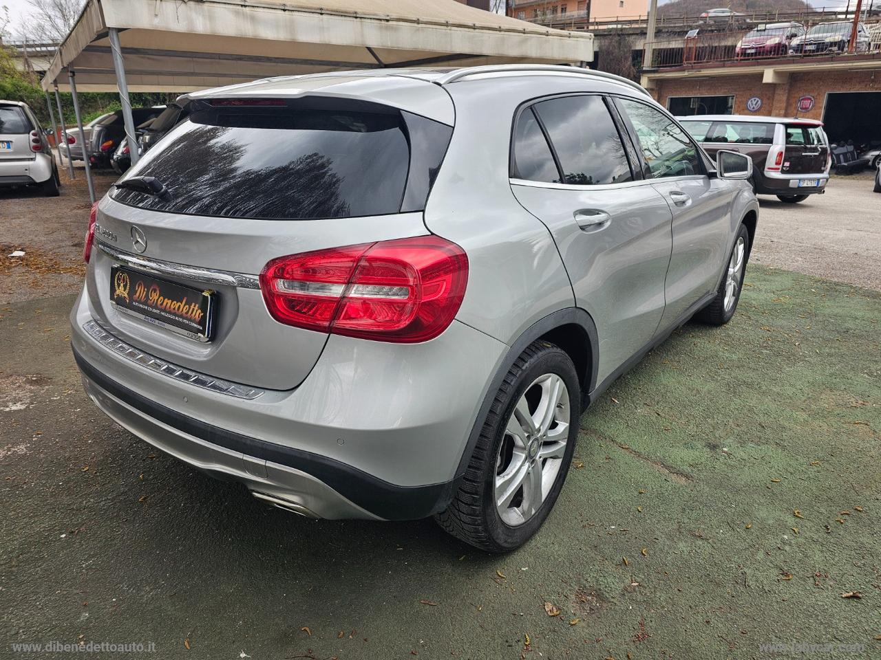 MERCEDES-BENZ GLA 200 CDI Automatic 4Matic Sport