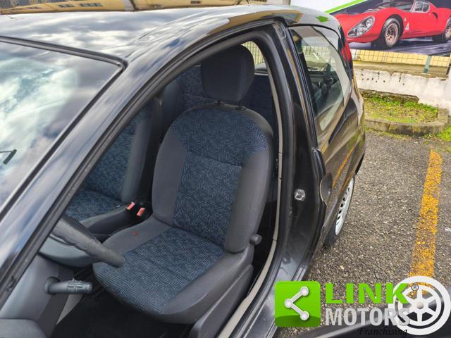 RENAULT Twingo 1.2 8V Le Iene