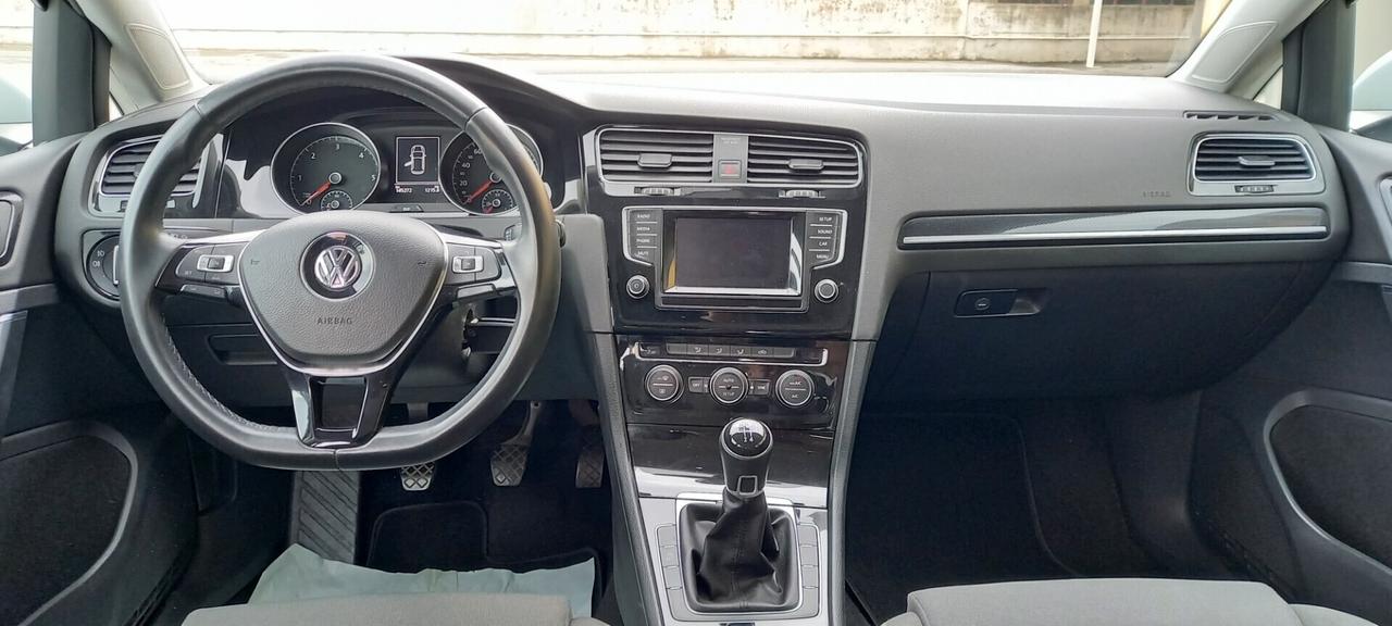Volkswagen Golf 7 Allestimento Highline cc. 1.6 TDI Turbodiesel Manuale 5 Porte 5 Posti UTILIZZABILE X I NEOPATENTATI 2025...!!!!