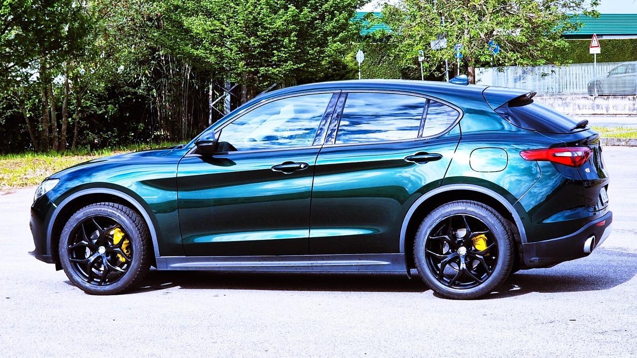Alfa Romeo Stelvio 2.2 Turbodiesel 190 CV AT8 Q4 Sprint