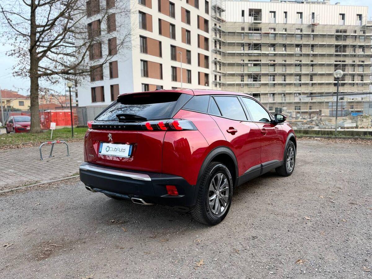 Peugeot 2008 1.2 Active s&s 130cv CINGHIA SOSTITUITA !