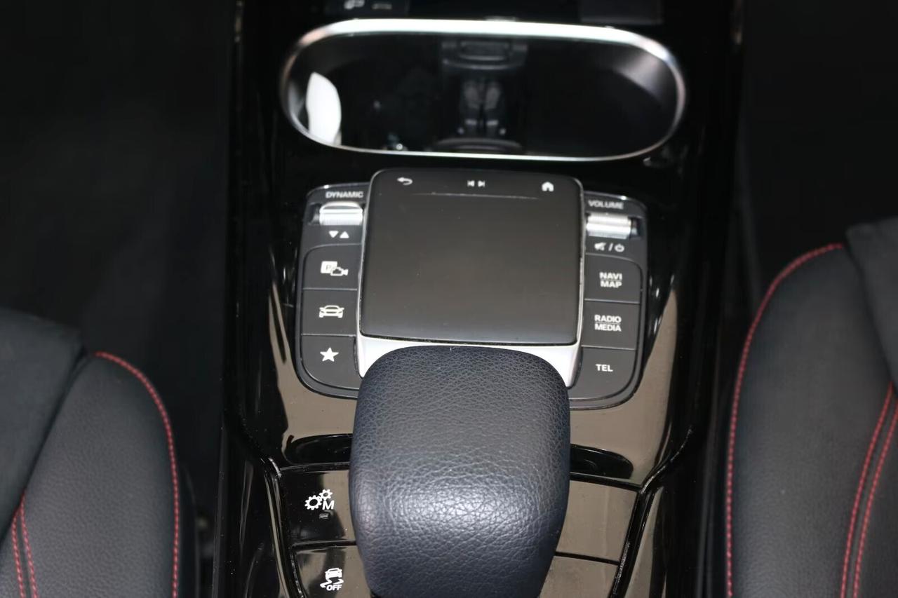 Mercedes-benz A 35 AMG 4 MATIC