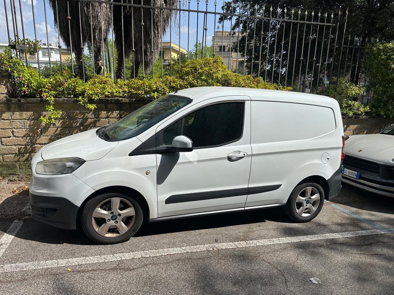 Ford Transit Courier 1.5 Diesel Euro 5b Full Opt 2015