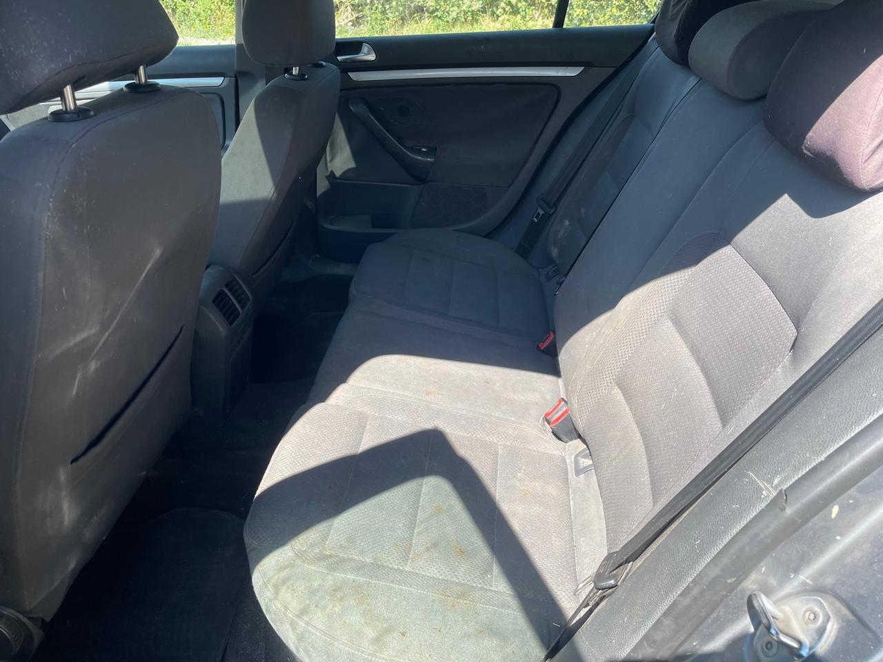 Volkswagen Golf 2.0 16V TDI XCOMMERCIANTI