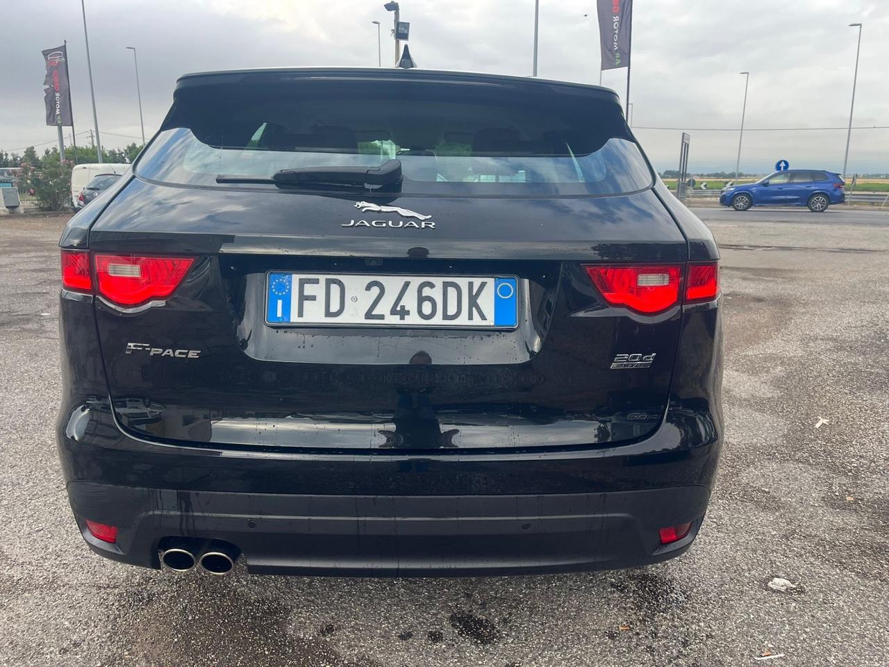 Jaguar F-Pace 2016 2.0 D 180 CV Portfolio