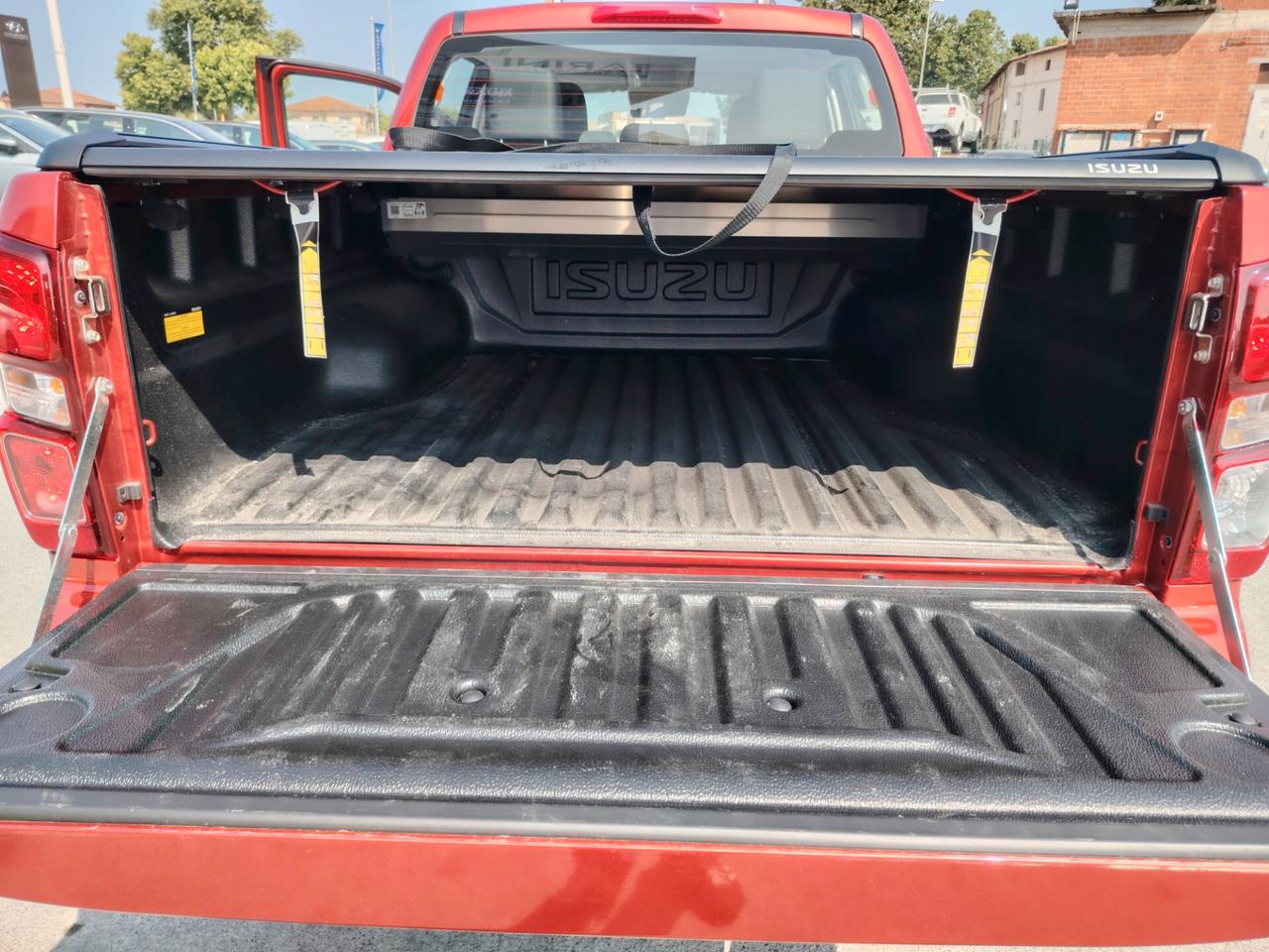 Isuzu D-Max N60 D-Max N60 1.9 aut. Crew BB+ Cab - NEOPATENTATO