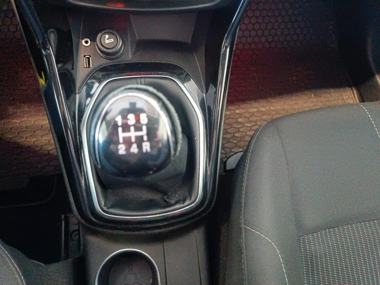 Ford B-Max 1.5 TDCi 75 CV Business Titanium