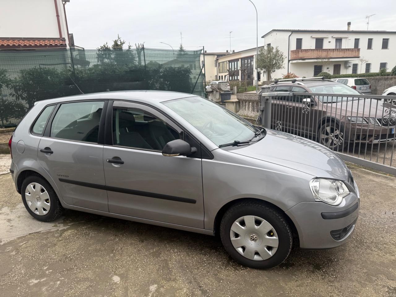 Volkswagen Polo 1.4 5P. 2009 POCHI KM NEOPATENTATI