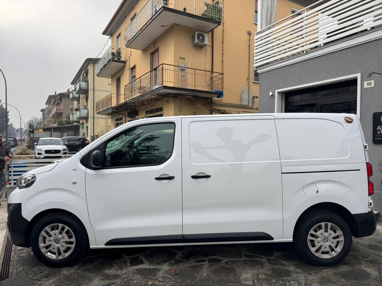 PEUGEOT EXPERT BLUEHDI 122cv FURGONE LAMIERATO