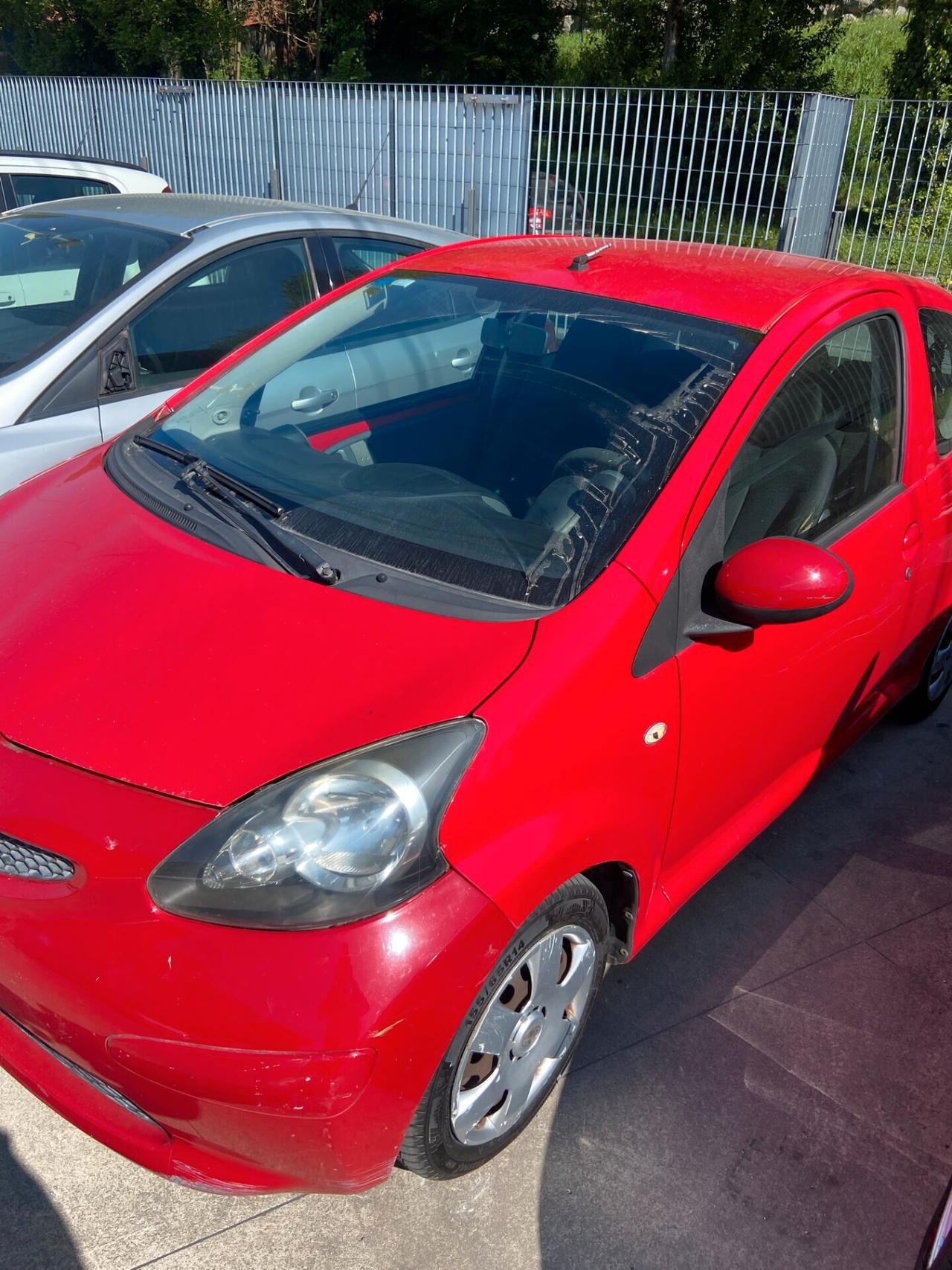 Toyota Aygo 1.4 turbodiesel 3 porte Sol
