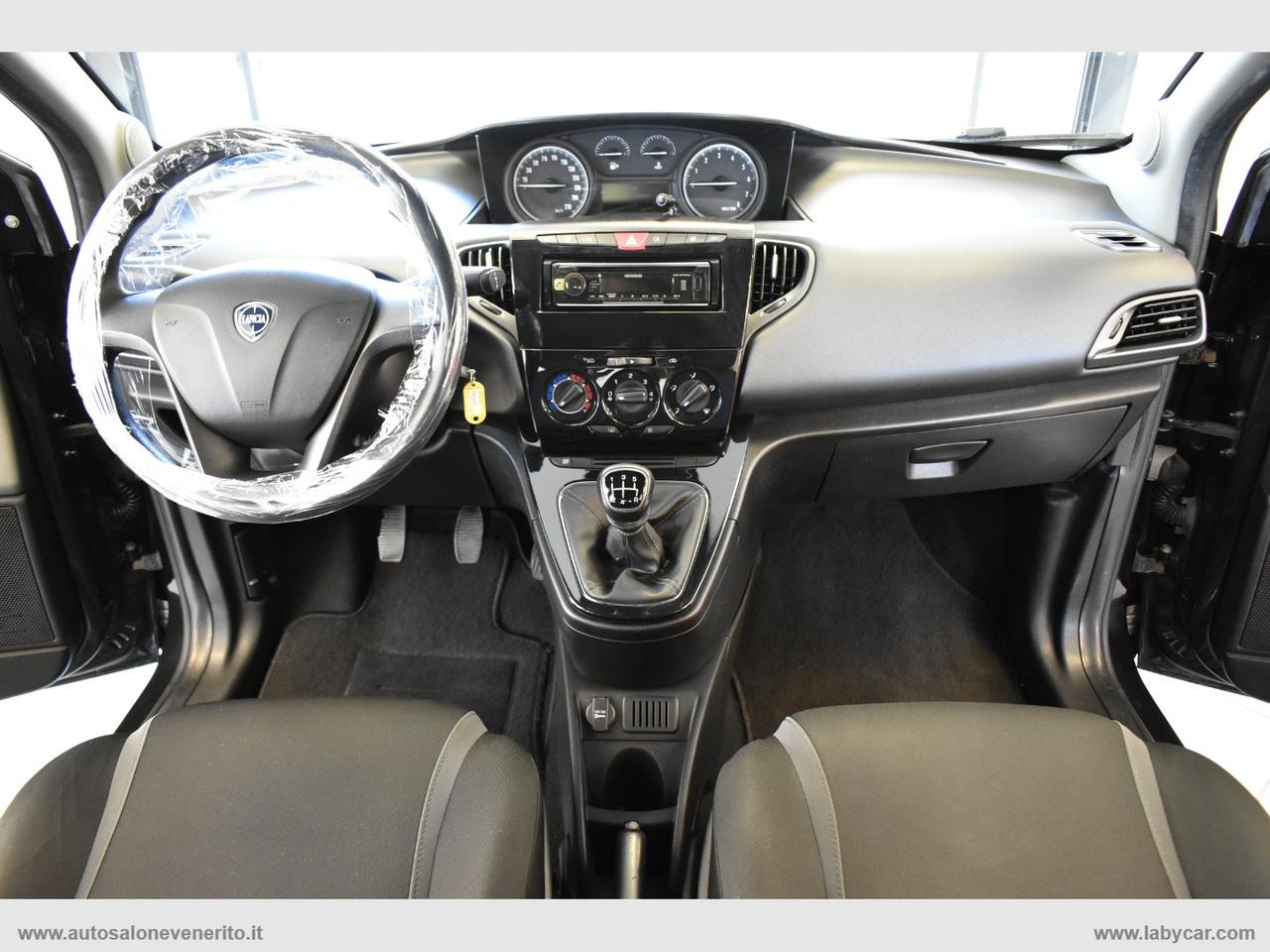 LANCIA Ypsilon 1.2 69 CV 5p. Gold