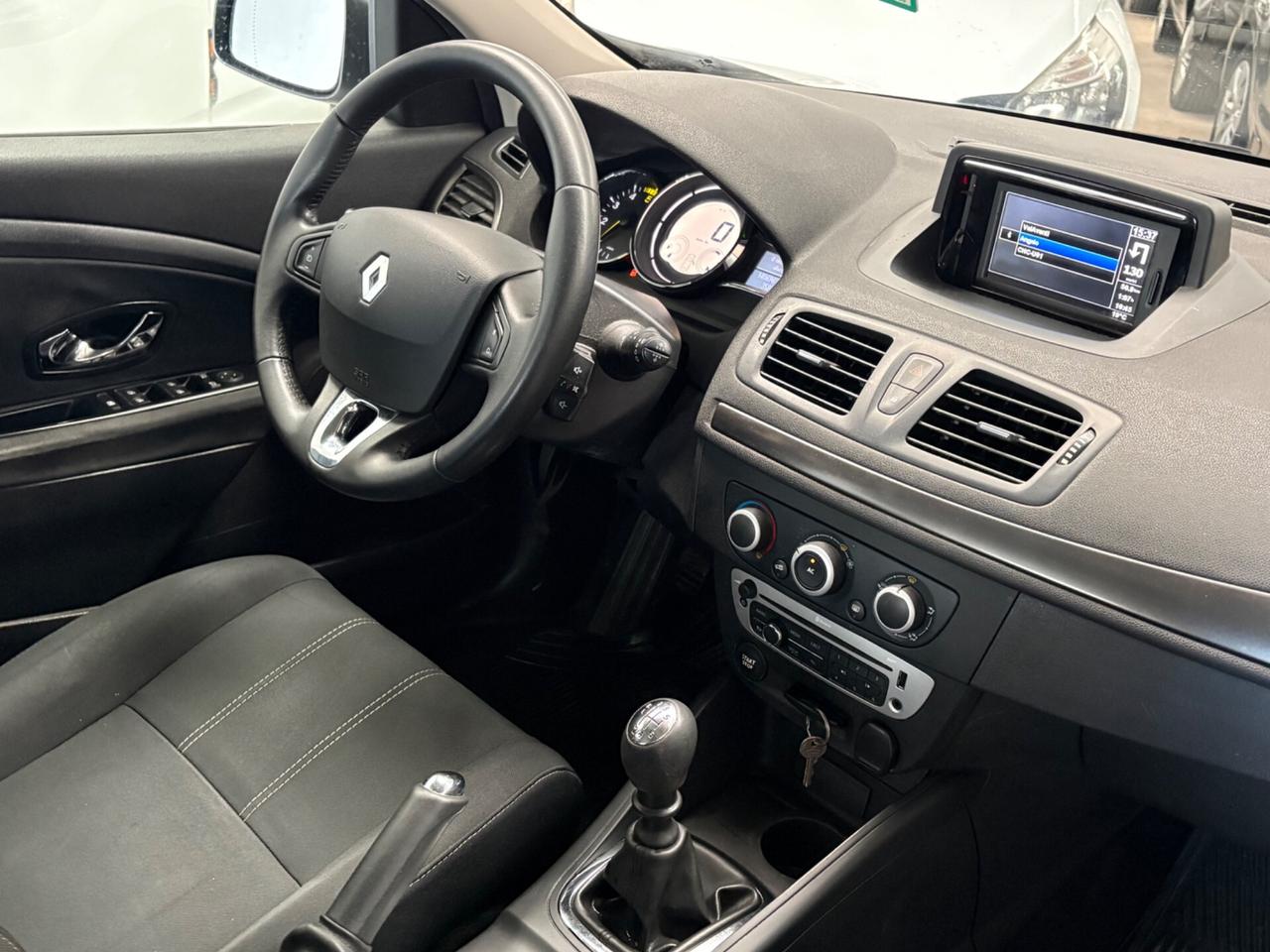 Renault Megane Mégane 1.5 dCi 110CV Start&Stop ESM SporTour Wave