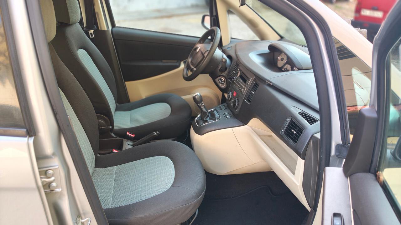 Lancia MUSA 1.3 Multijet 16V 90 CV Platino Plus