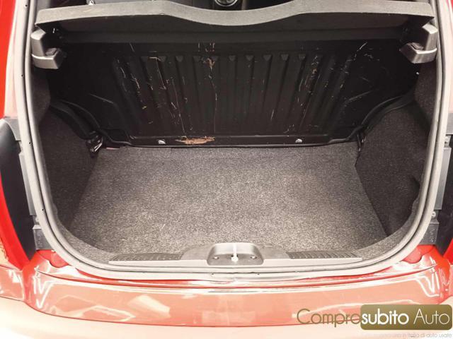 FIAT 500 1.0 Hybrid Red