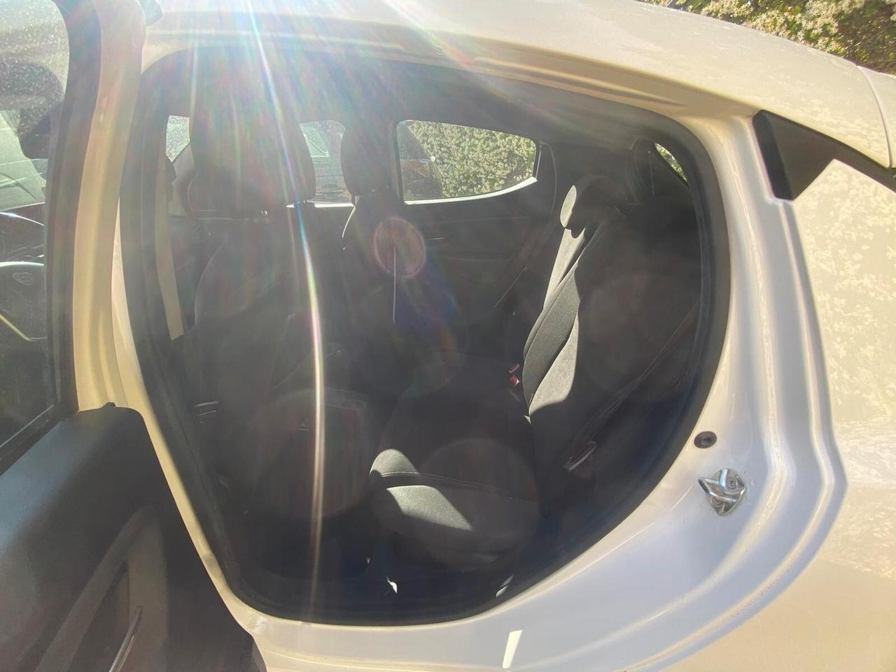 Lancia Ypsilon 1.3 MJT 16V 95 CV 5 porte S&S Gold