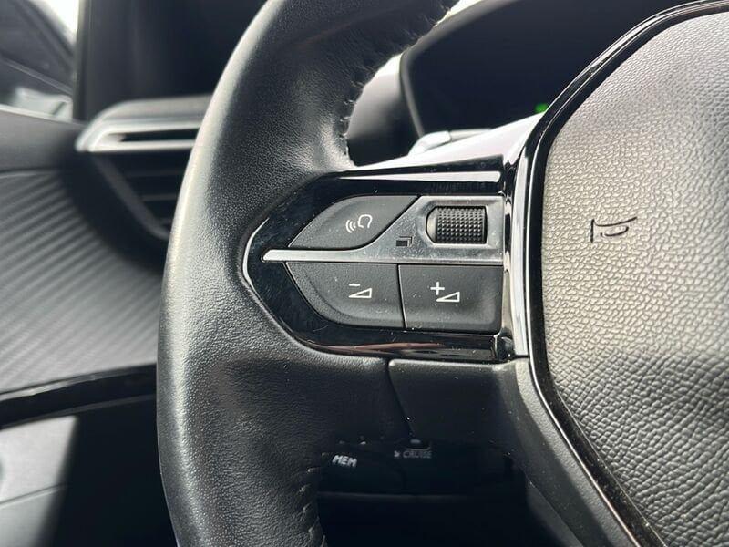 Peugeot 2008 BlueHDi 130 EAT8 Allure S/S