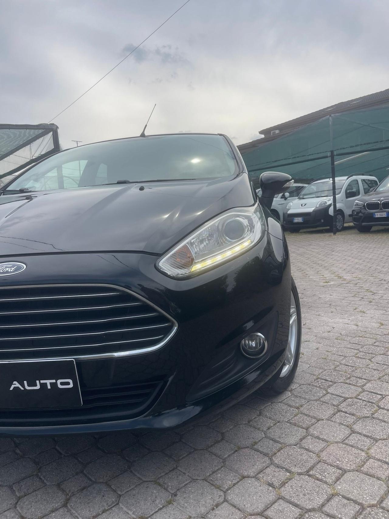Ford Fiesta 1.4 5p. Bz.- GPL Titanium