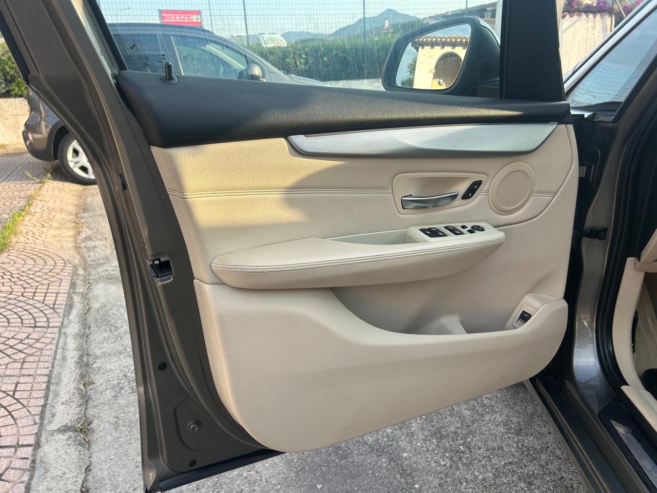 Bmw 218 active tourer steptronic luxury