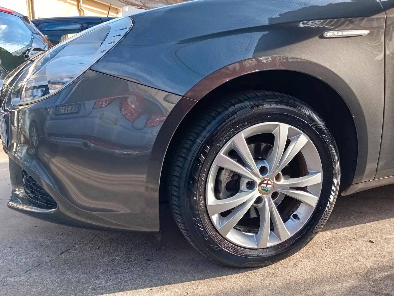 Alfa Romeo Giulietta 1.6 JTDm-2 105 CV Exclusive