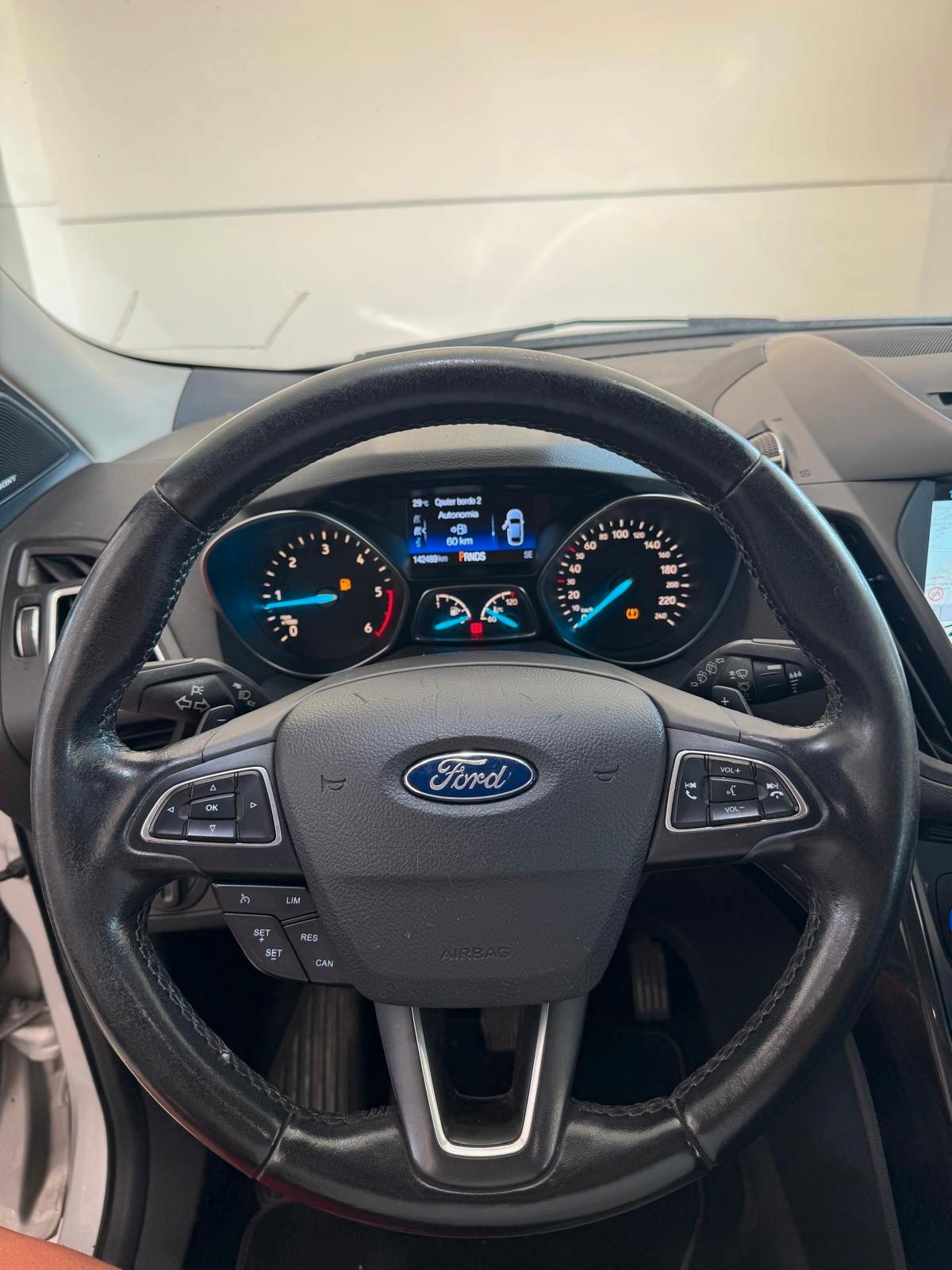 Ford Kuga 2.0 TDCI 150 CV S&S 4WD Titanium Powershift Business