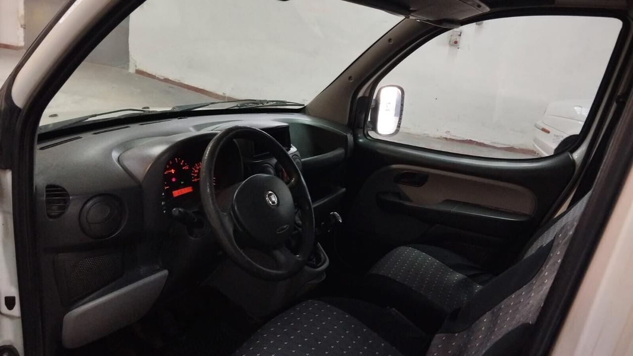 Fiat Doblo Doblò 1.6 16V Natural Power Active