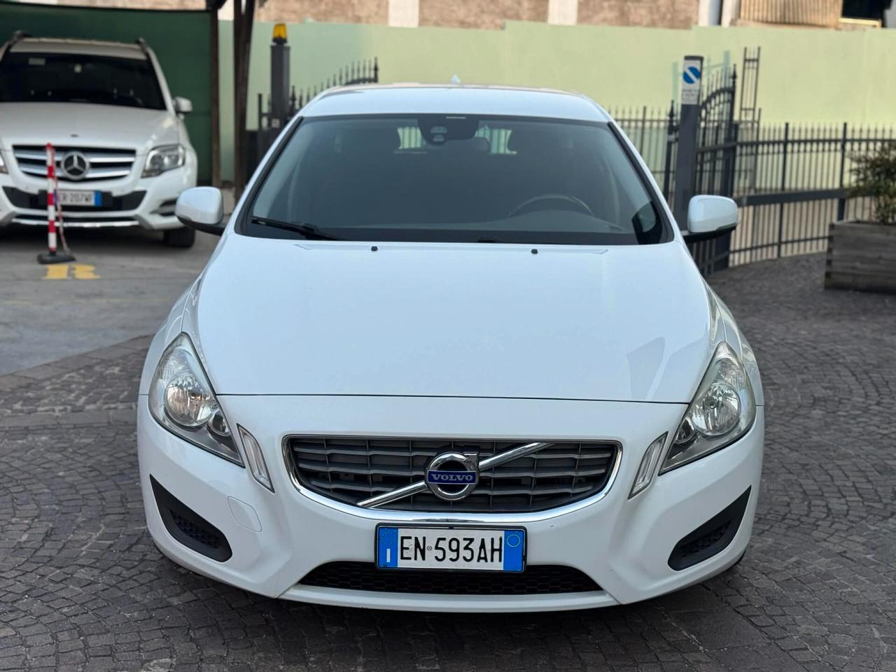 Volvo V60 D3 Geartronic Summum