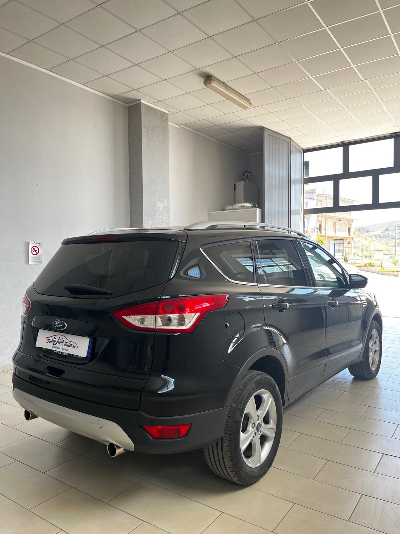Ford Kuga 2.0 TDCI 120 CV S&S 2WD Business