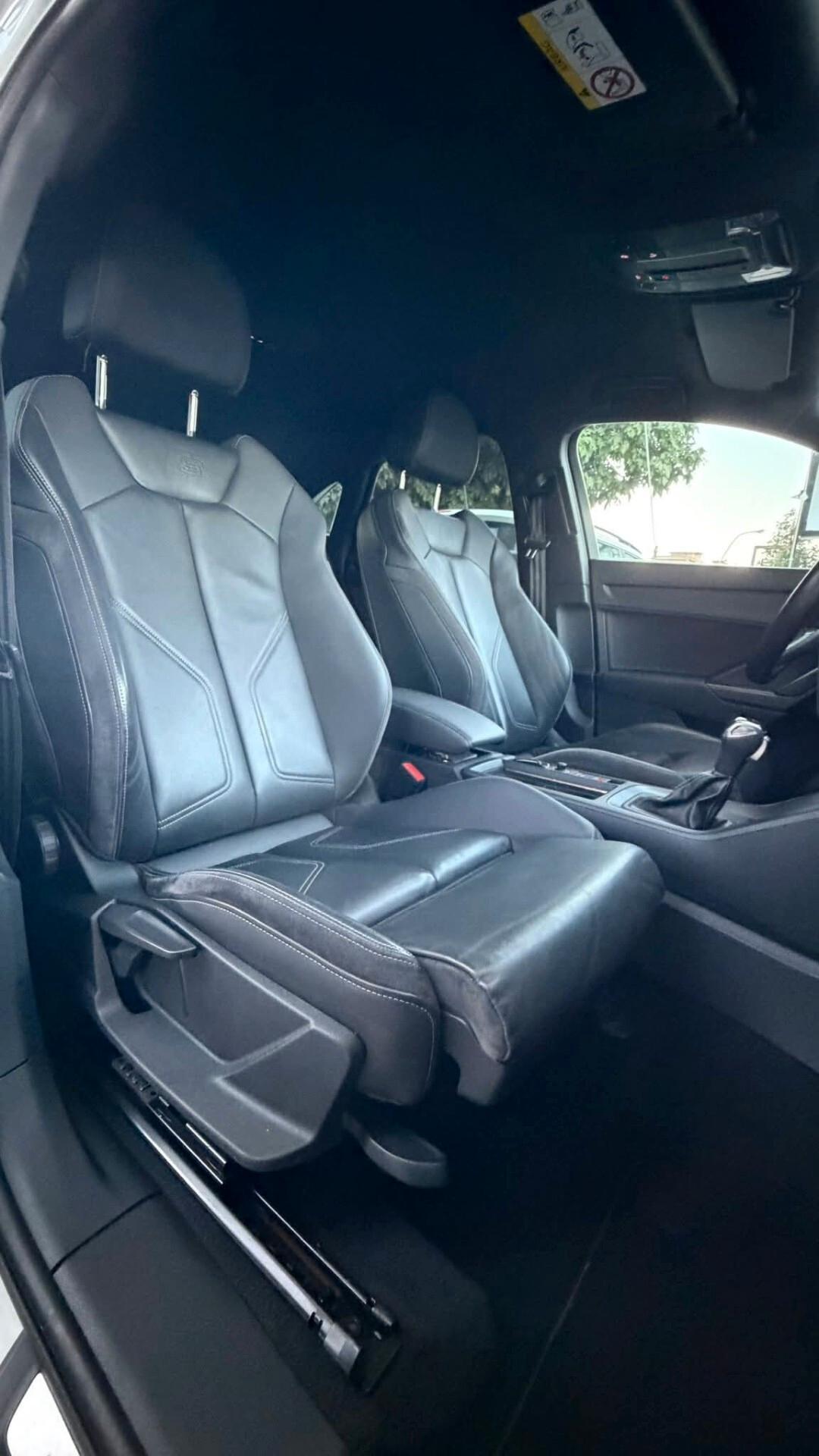 Audi Q3 S LINE