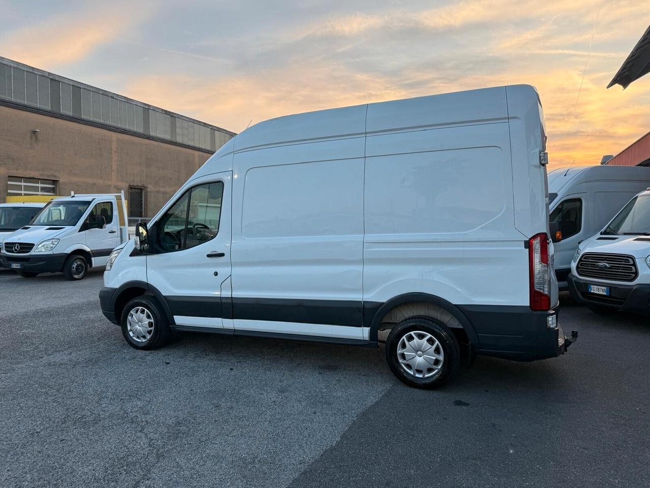 Ford Transit Van 350 L2H3 Trend