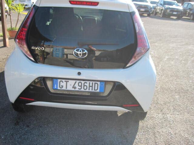 Toyota Aygo 1.0 VVT-i 69 CV 5 porte x-business MMT
