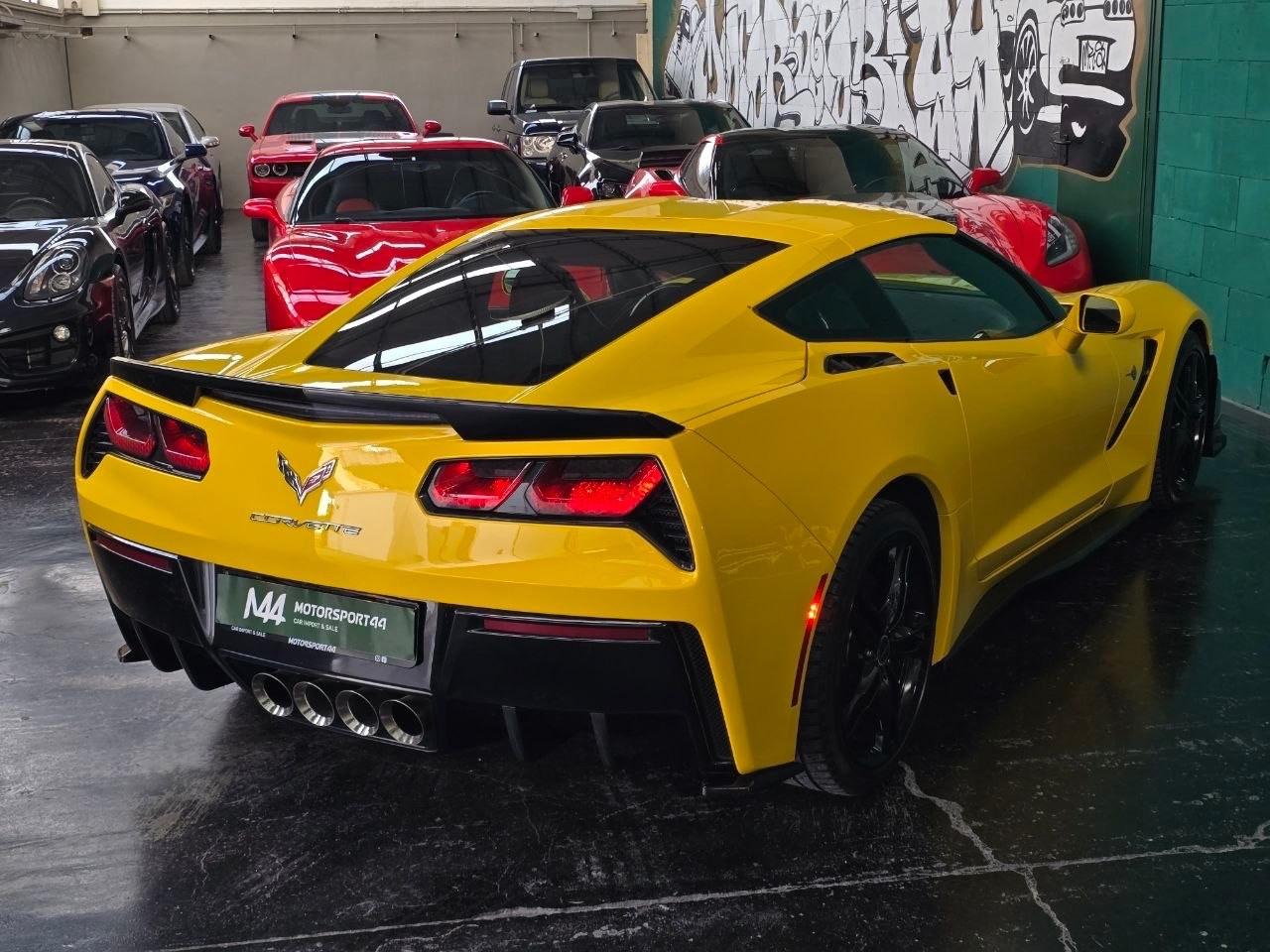 Chevrolet Corvette Stingray 6.2 V8 Z51 2LT