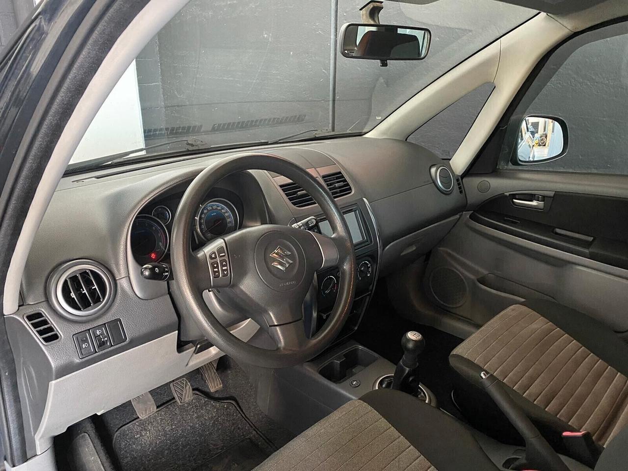 Suzuki SX4