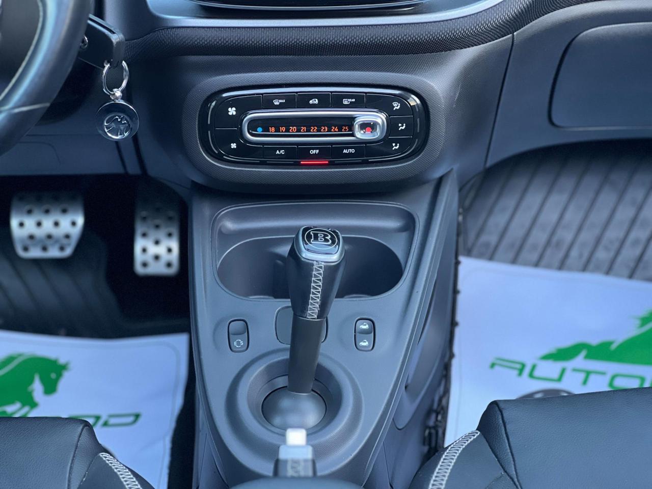 Smart ForFour 0.9 t Brabus Xclusive 109cv twinamic Cabrio