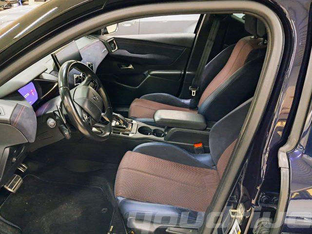 DS AUTOMOBILES DS 3 Crossback BlueHDi 130 aut. Ines De La Fressange KM 98.200