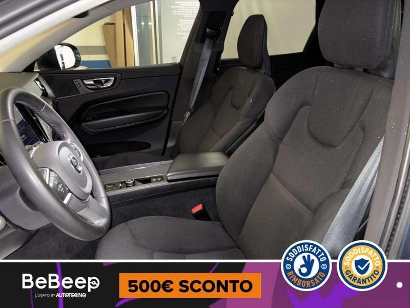 Volvo XC60 2.0 B4 MOMENTUM PRO AWD AUTO