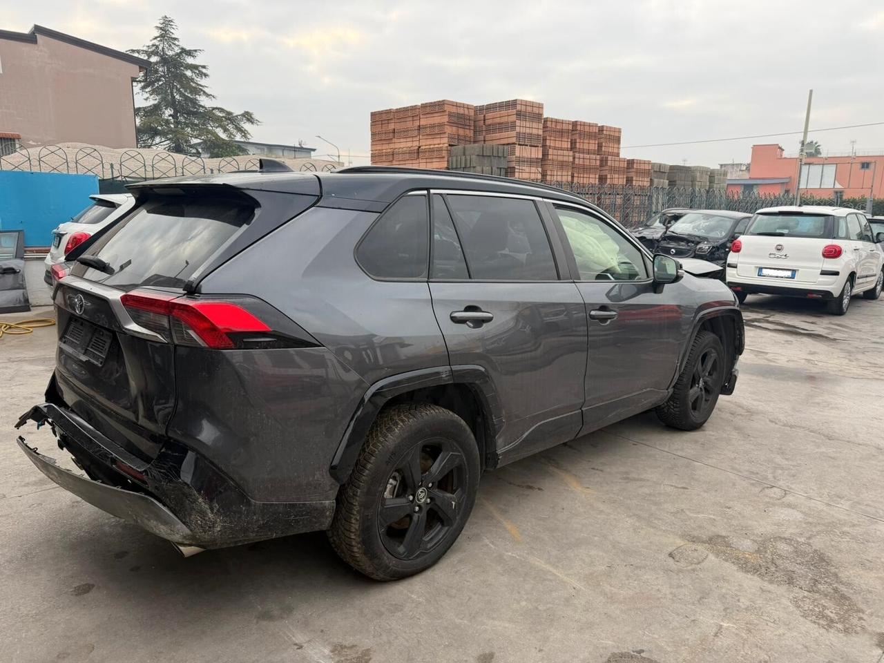 Toyota RAV 4 2.5 sinistrato - 2019