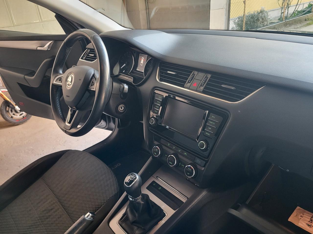 Skoda Octavia 1.6 TDI CR 110 CV Wagon Executive