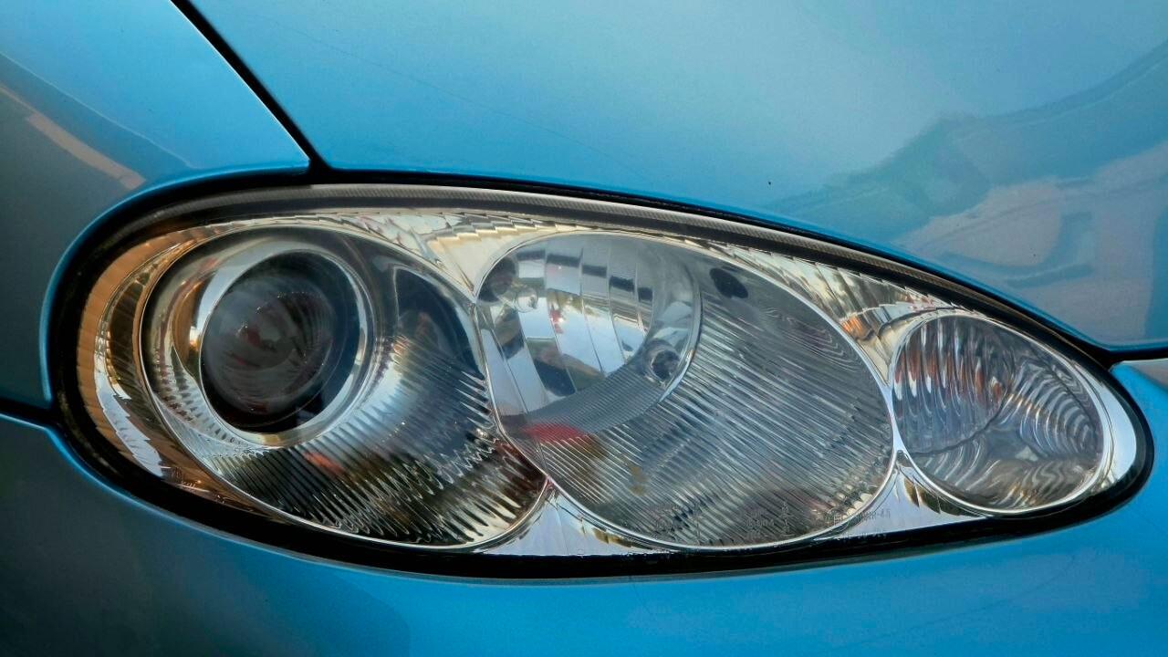Mazda MX-5 1.6i 16V Rainbow