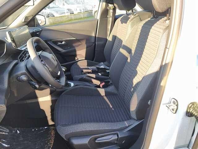 Peugeot 2008 1.2 PureTech 100cv ACTIVE KM ZERO