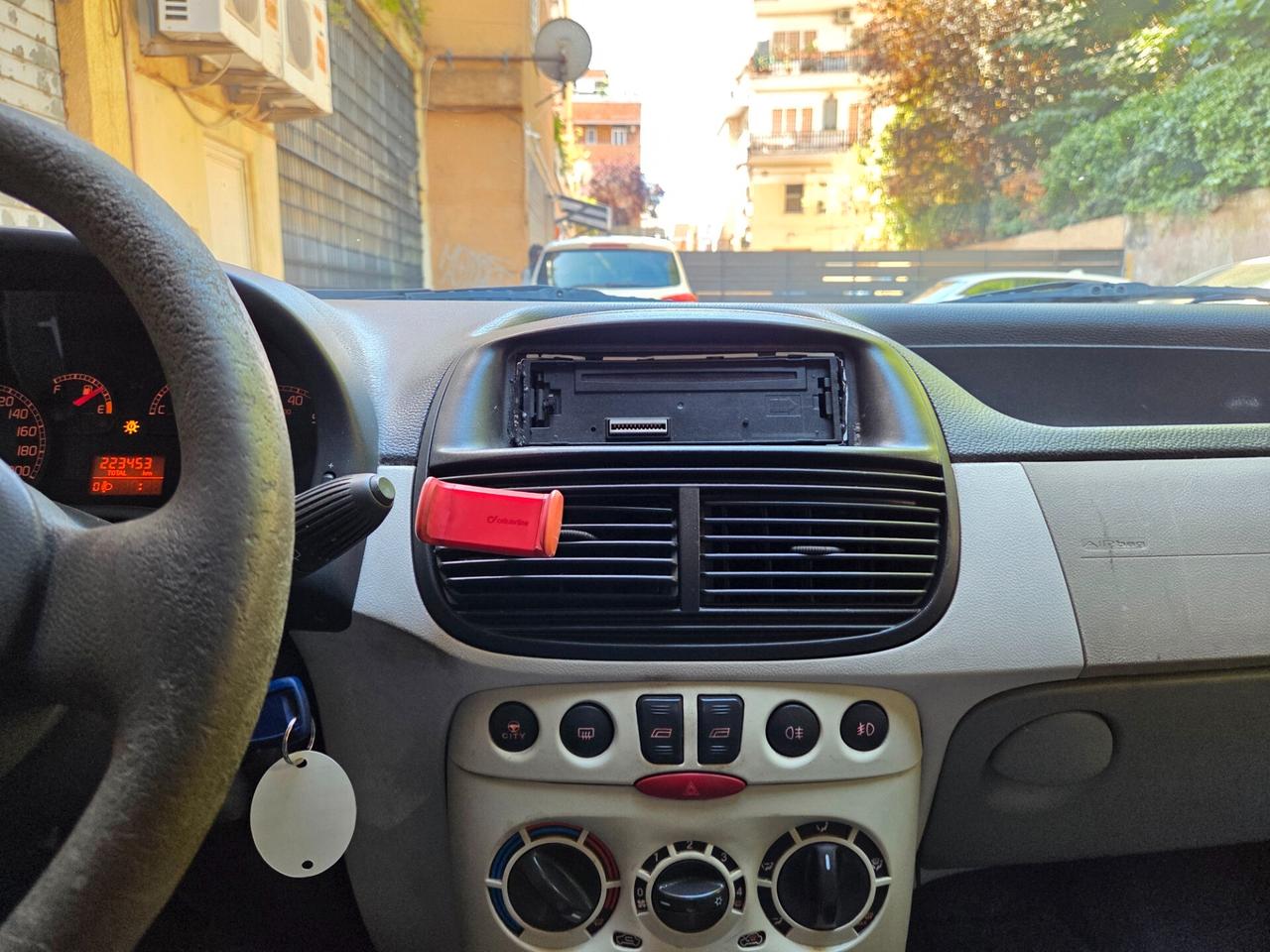 Fiat Punto 1.2 Dynamic 80cv - MARCIANTE